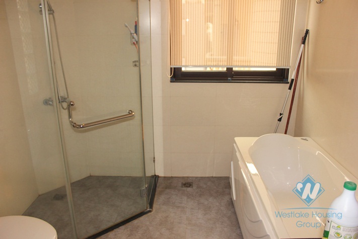 Luxury apartment for rent with 2 bedrooms in Au co st, Tay Ho, Ha Noi